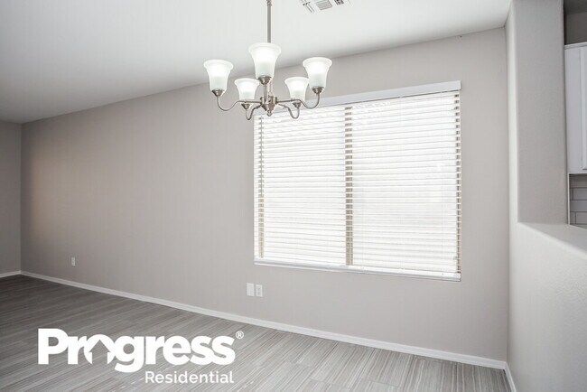 Foto del edificio - 9246 N 86th Ave