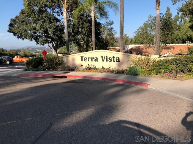 Foto del edificio - 10303 Azuaga St