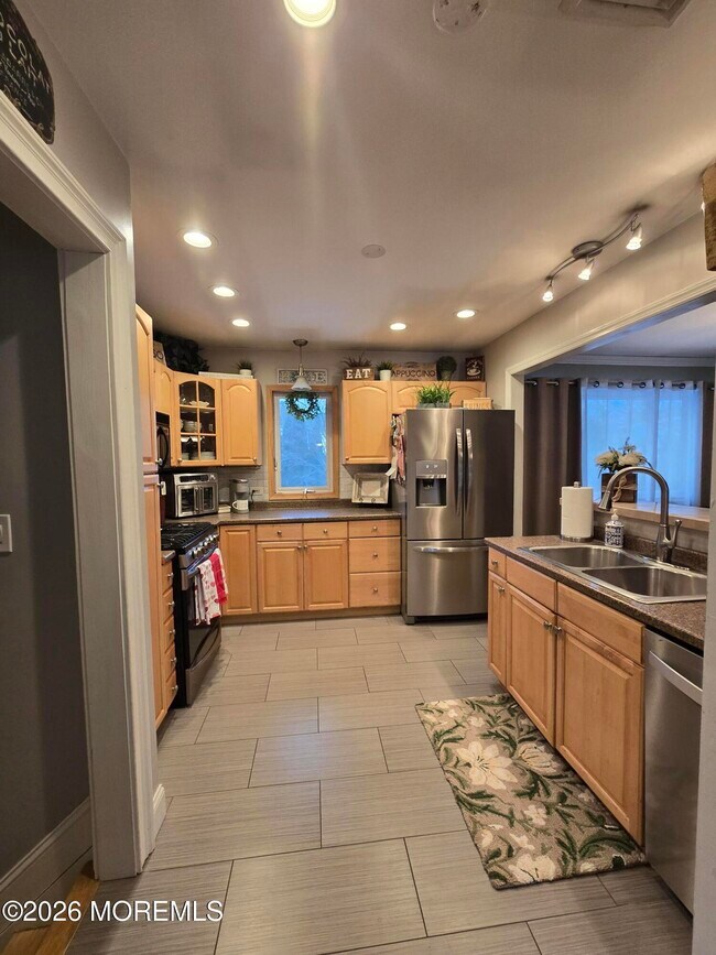 Foto del edificio - 903 Bloomfield Ave