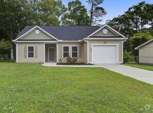 Building Photo - 108 Pine Ct