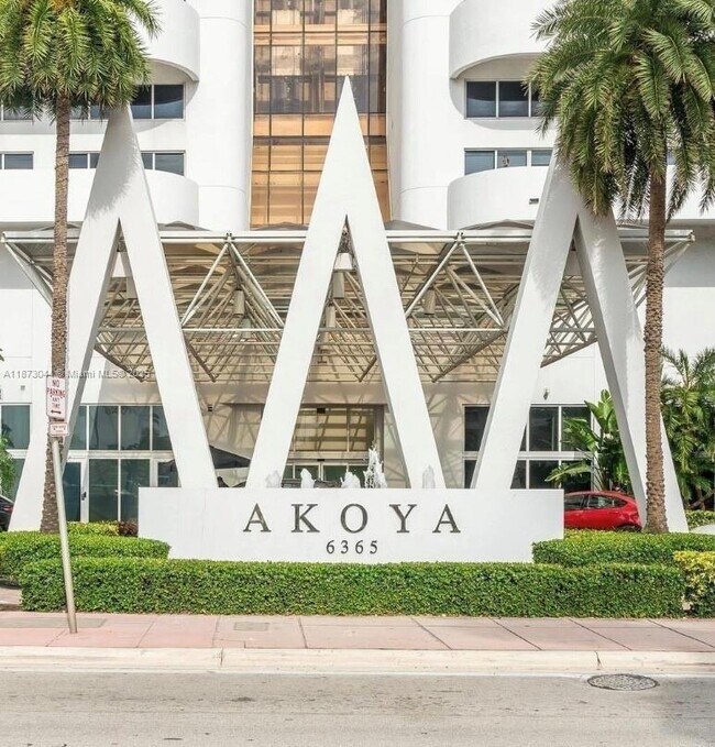 Building Photo - 6365 Collins Ave