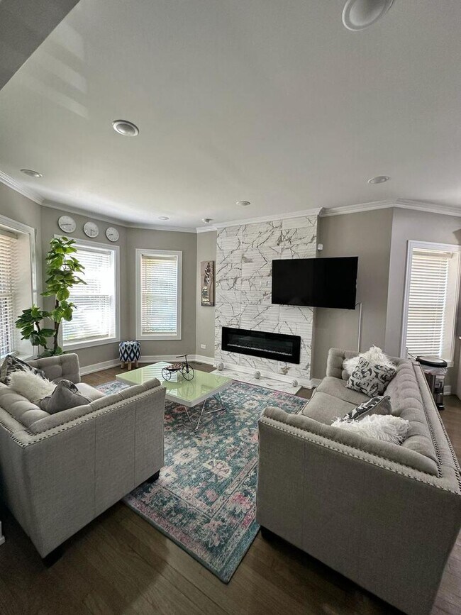 Foto del edificio - 6807 S Calumet Ave