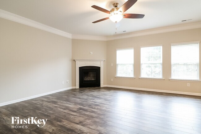 Foto del edificio - 58 Creststone Ct