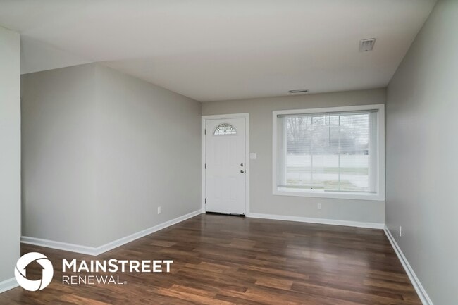 Building Photo - 6604 Rob Roy St