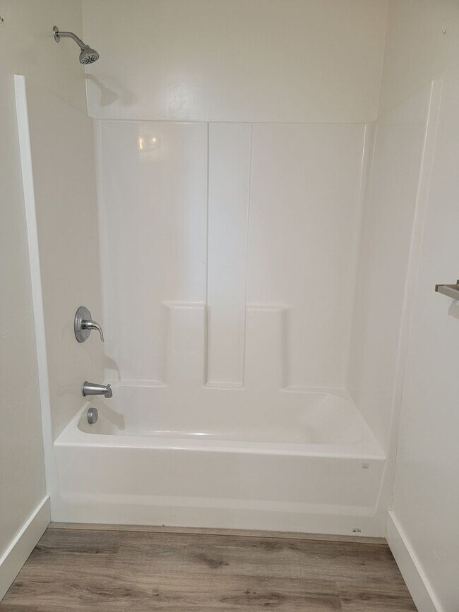 Foto del edificio - Brand New Build