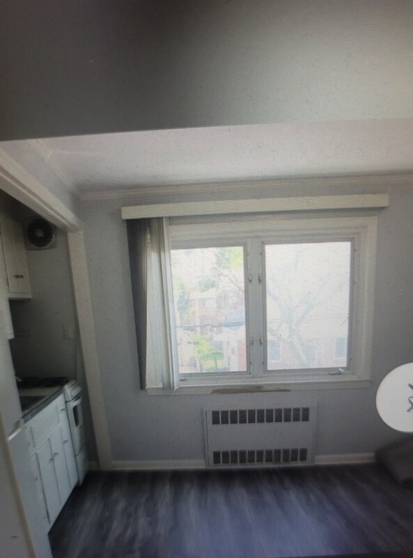 Primary Photo - 138-40 63rd Ave