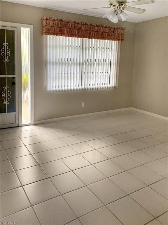 Building Photo - 12498 Riverside Dr