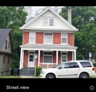 Building Photo - 2489 Paris St