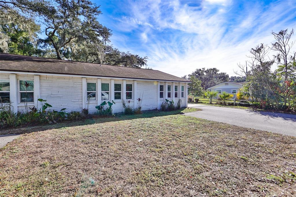 Foto principal - 103 N Kingsway Rd