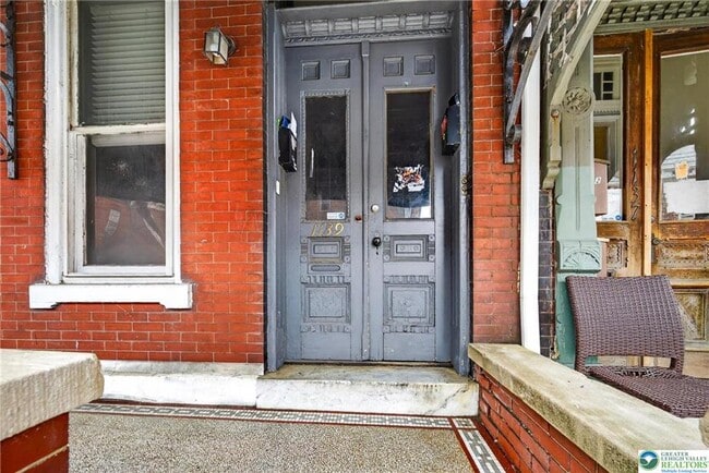 Building Photo - 1139 Linden St