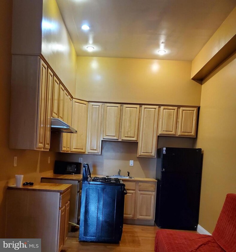 Primary Photo - 1207 Race St