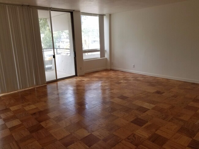 Foto del edificio - 60 Babcock St