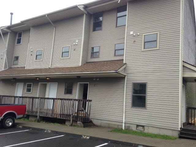 Building Photo - 250 Fairmont Ave