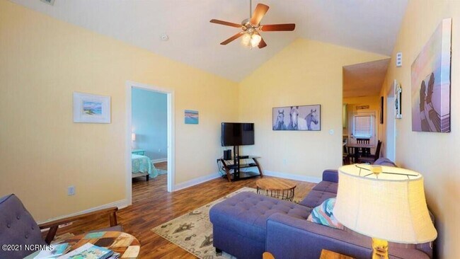 Building Photo - 1313 Swordfish Ln