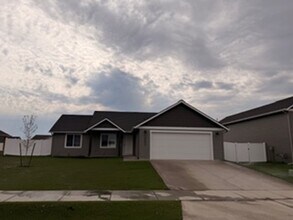Building Photo - 12037 N Lennon Ln