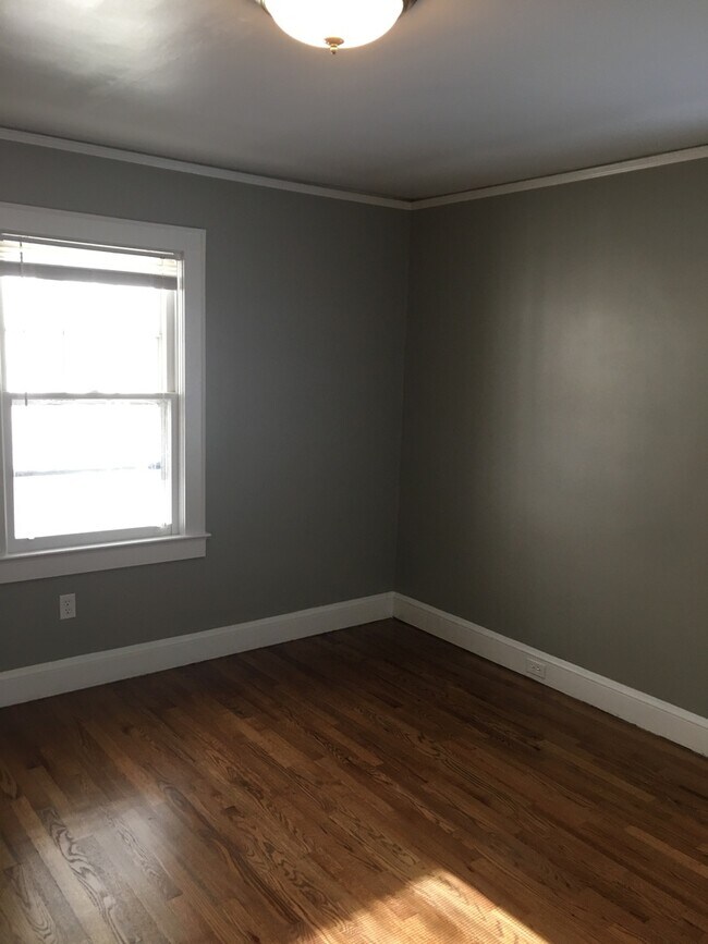 Building Photo - Greenville, 3BD/2.BA, 1400+/-SF