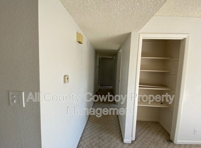 Foto del edificio - 267 N 8th St