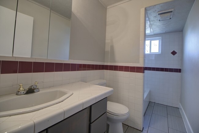 Building Photo - 4360 W 5700 S