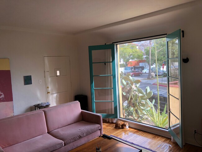 Building Photo - 755 N La Fayette Park Pl