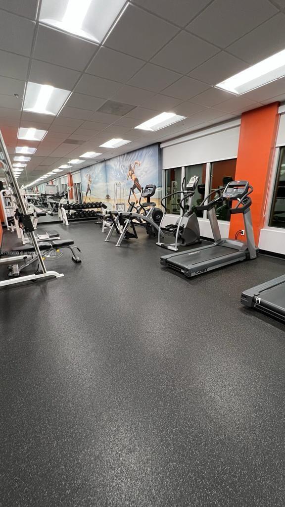 Foto del edificio - 19380 Collins Ave