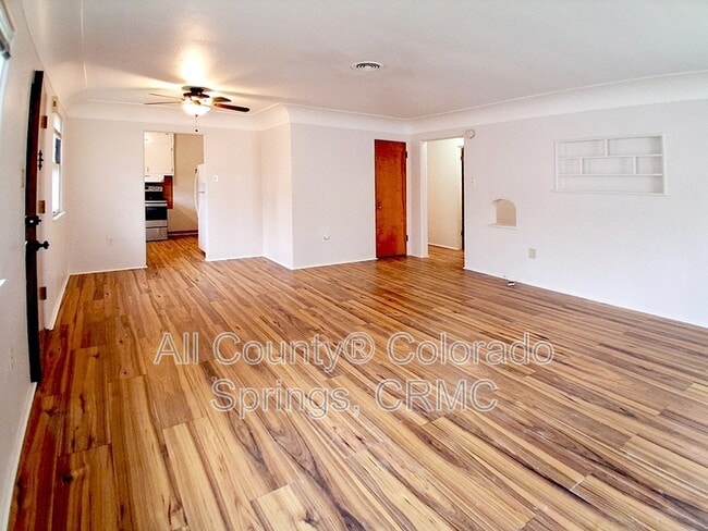 Building Photo - 221 N Foote Ave