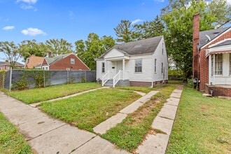 Building Photo - 9366 Steel St