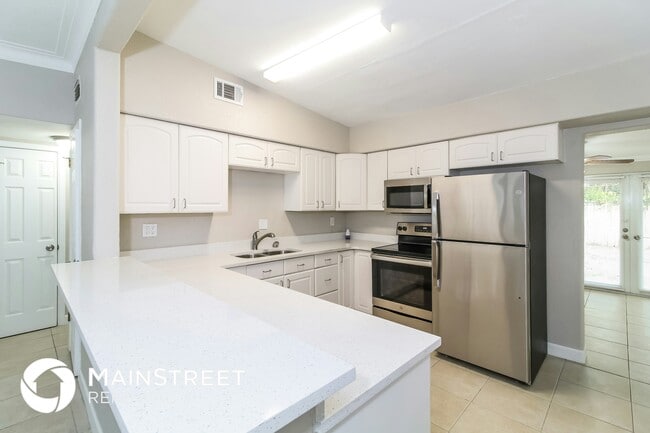 Building Photo - 315 Ginger Rd