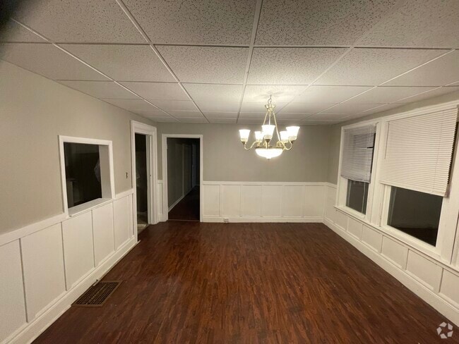 Building Photo - 127 Taunton Pl