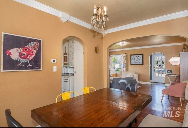 Foto del edificio - 1024 13th Ave S