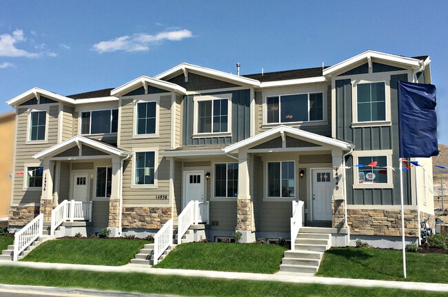Building Photo - 14938 S Emerald Pools Ln