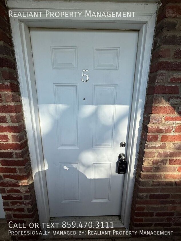 Primary Photo - 2021 Cambridge Dr