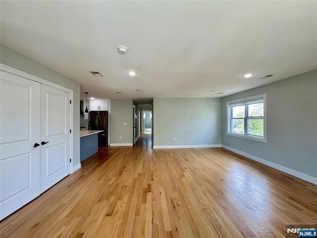 Foto del edificio - 105 Feronia Wy