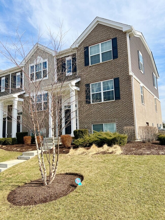 Building Photo - 901 Bradford Dr