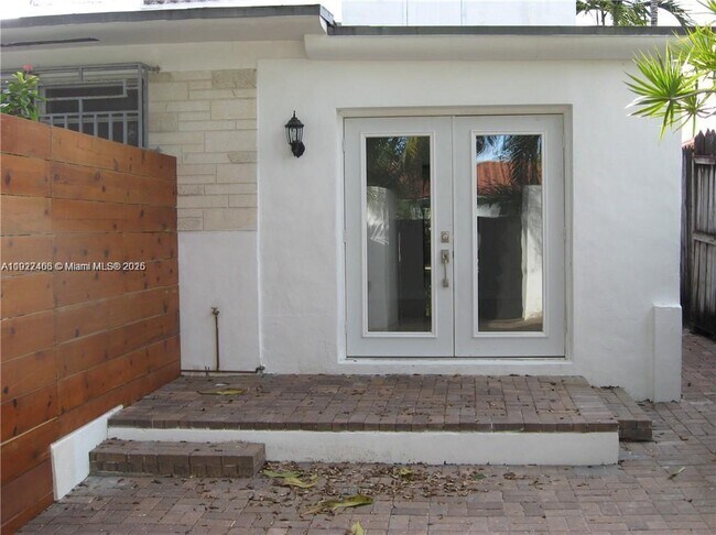 Foto del edificio - 310 SW 34th Ave