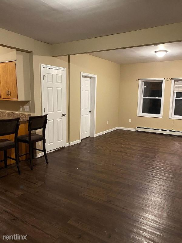 Foto del edificio - 2 br, 1 bath Apartment - 799 Archer Ave