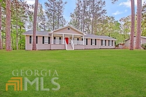 Foto del edificio - 3190 Rockview Dr