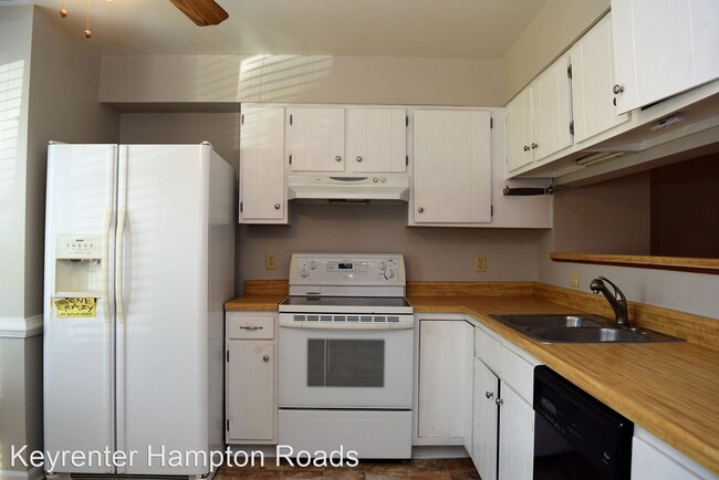 Building Photo - 3 br, 1.5 bath House - 1221 Basswood Court