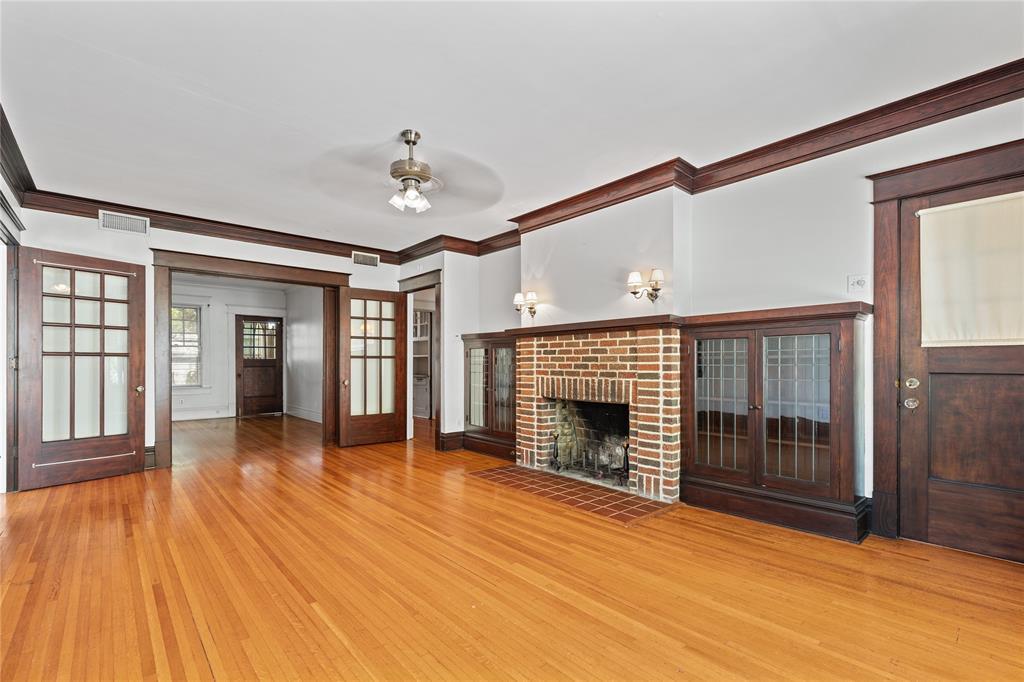 Primary Photo - 806 Winbern St