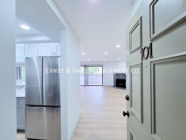 Foto del edificio - 1758 E 2nd St