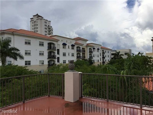 Foto del edificio - 1650 Galiano St