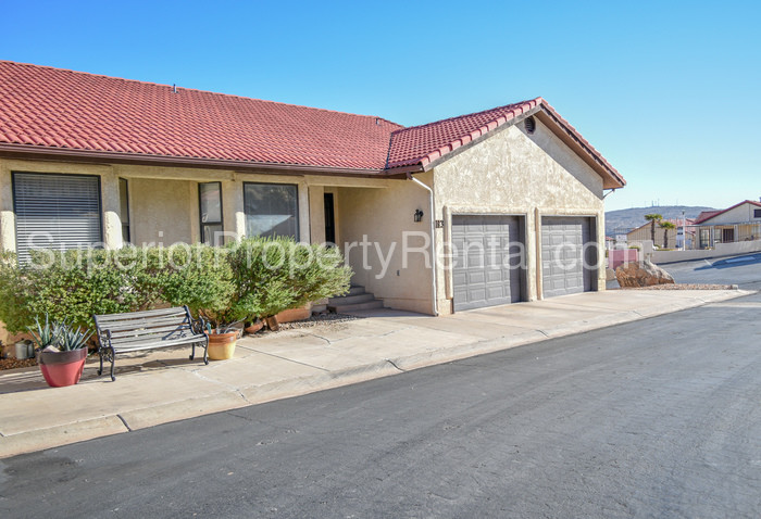 Primary Photo - 3 bed 2.5 bath w/ 2 car garage