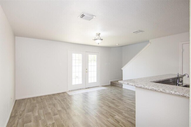 Building Photo - 9811 S Galwan Cir