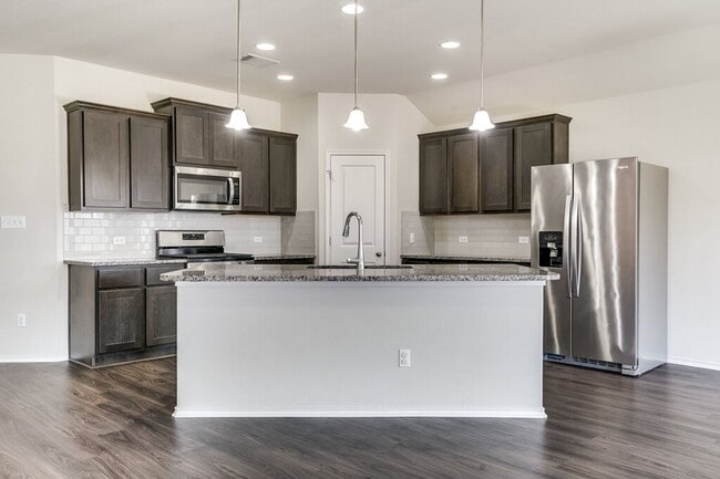 Building Photo - 3401 Pauling Loop