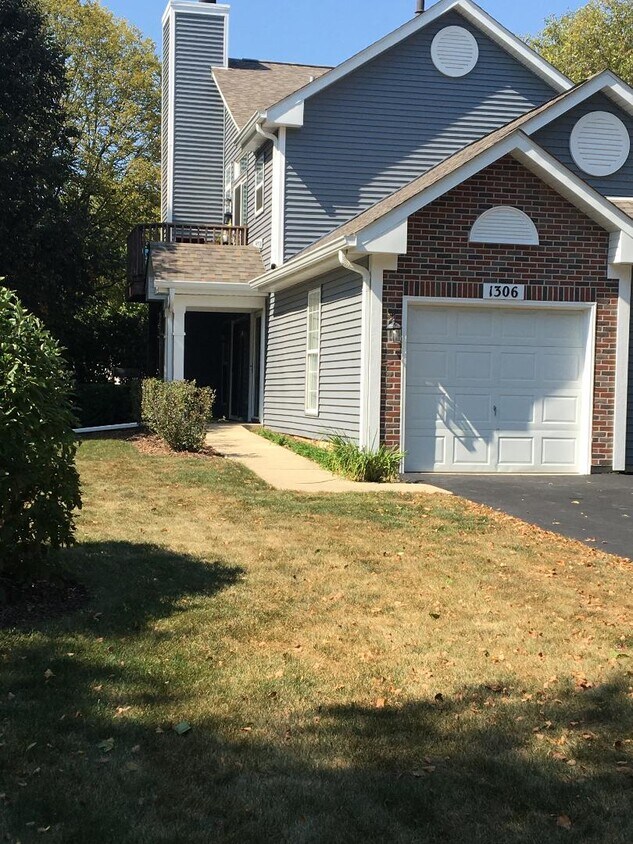 Front Entrance - 1306 Shawford Way