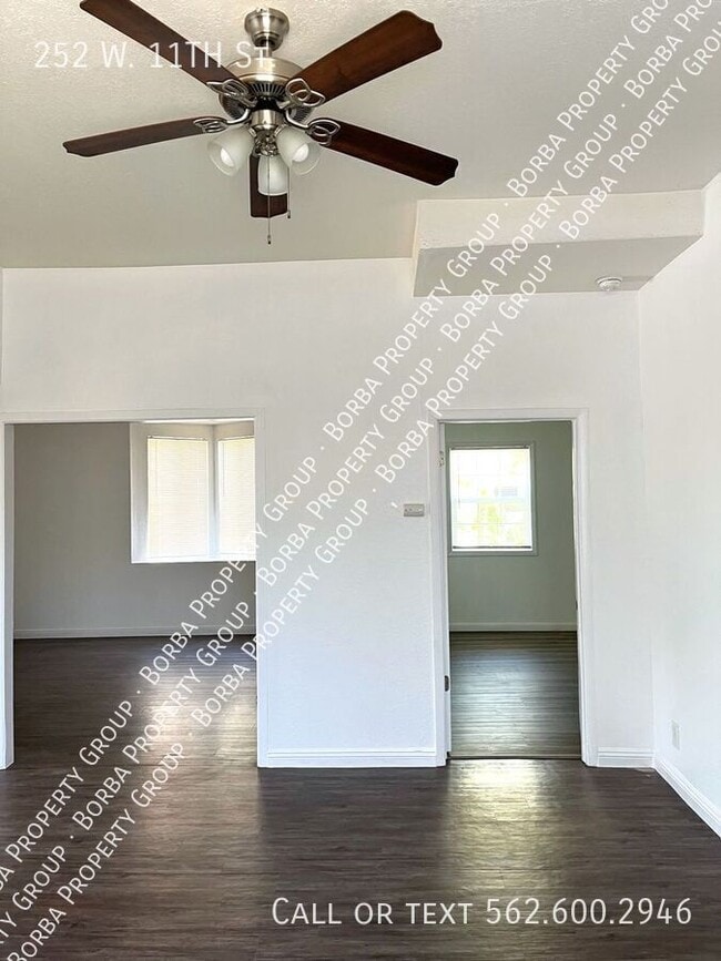 Building Photo - 252 W 11th St
