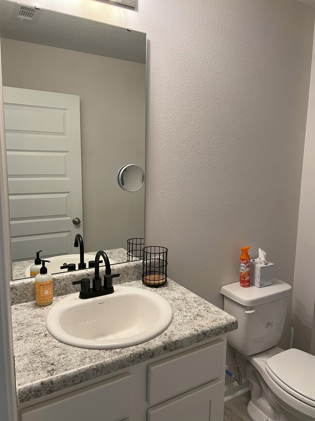 Building Photo - 4396 Winged Elm Ct