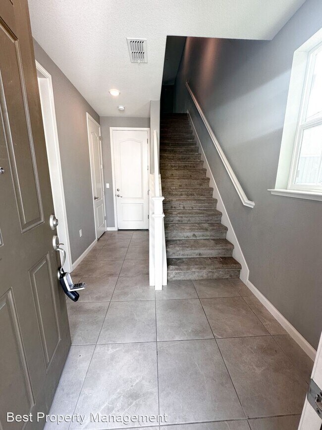 Foto del edificio - 4 br, 3.5 bath House - 7053 Calistoga Ln