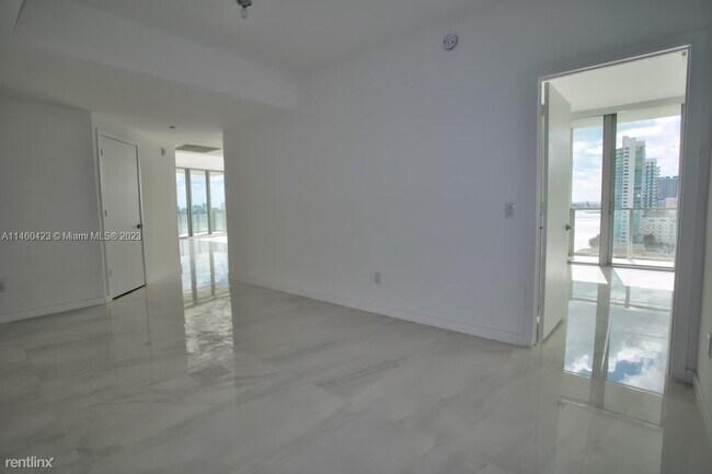 Foto del edificio - 3 br, 4 bath Condo - 2900 NE 7th Ave Unit ...