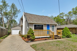 Building Photo - 314 Clifford Ave Building Photo - 314 Clifford Ave