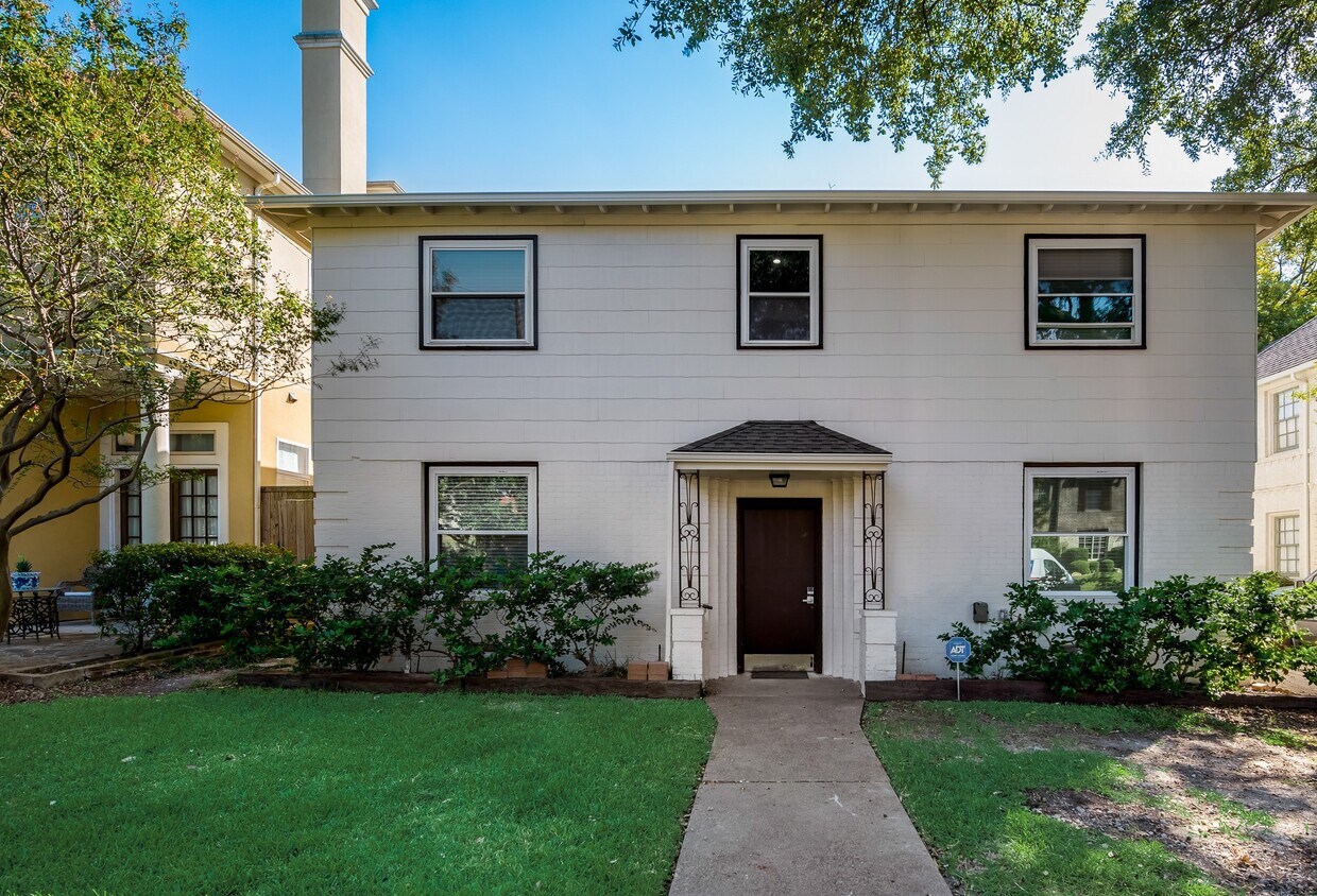4134 Prescott Ave Unit 7, Dallas, TX 75219 Apartment for Rent in Dallas, TX